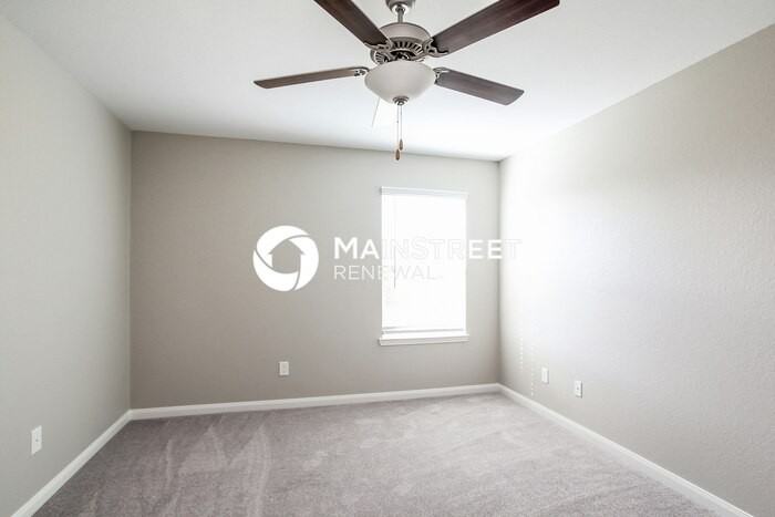 25194 Dickens Dr - Photo 7 of 16