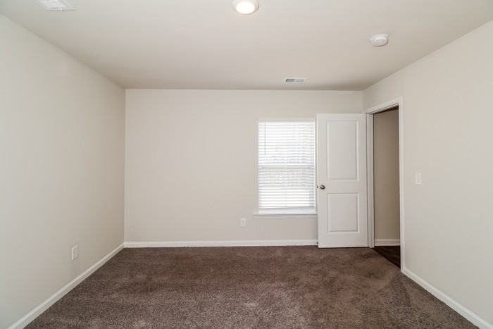 415 Leaning Maple Way - Photo 6 of 17