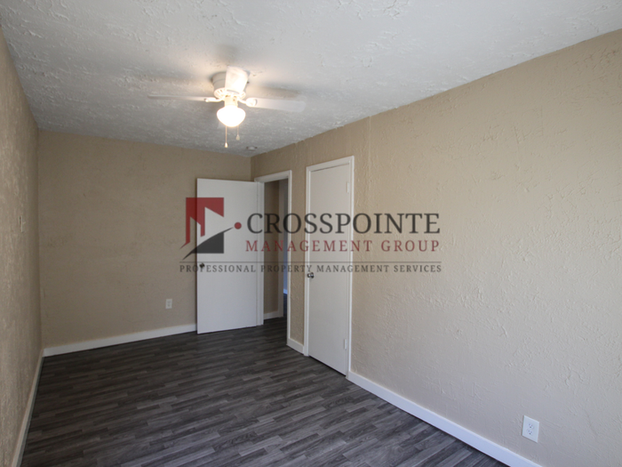 1010 S Bennett Ave #C - Photo 7 of 11