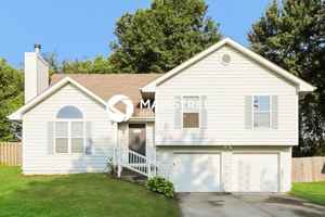 featured image of 19402 Diamond Ln