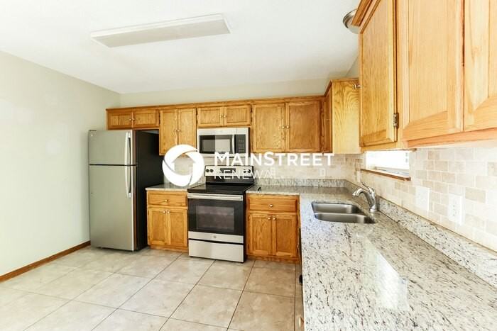 19402 Diamond Ln - Photo 6 of 18