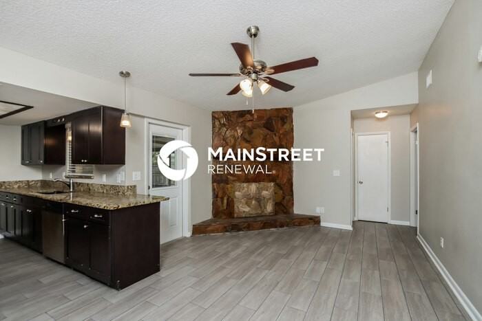 1290 Sail Ct Se - Photo 5 of 16