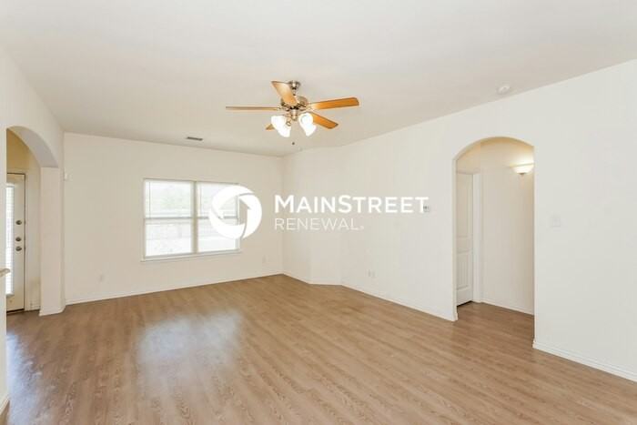 1609 Portofino Dr - Photo 3 of 16