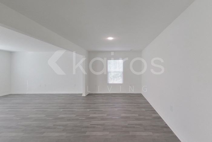 3153 Jody St - Photo 4 of 18