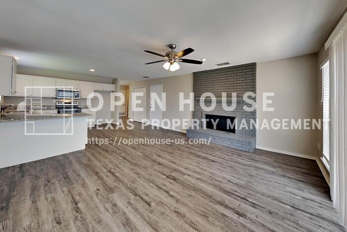 4144 Newton St - Photo 4 of 23