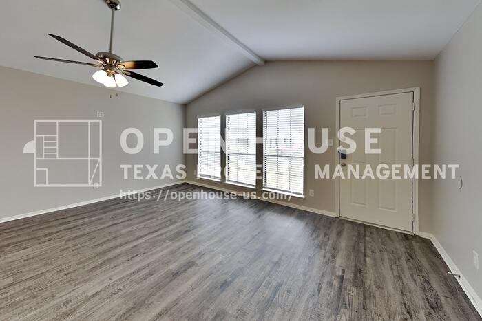 4144 Newton St - Photo 7 of 23