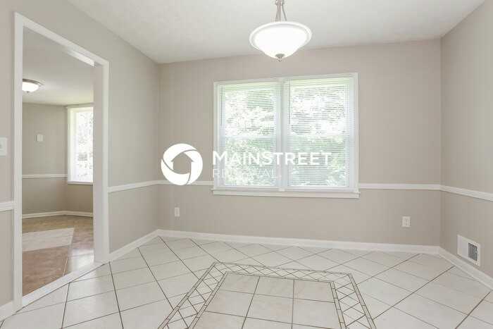 1600 Devon Ct - Photo 5 of 17