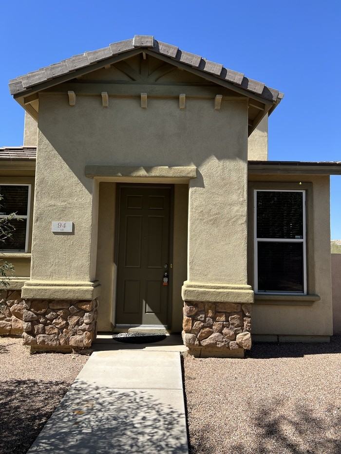 94 W Paseo Celestial - Photo 2 of 22