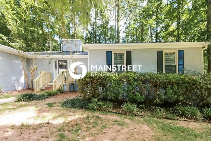 8691 Twin Oaks Dr - Photo 2 of 16