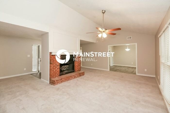8691 Twin Oaks Dr - Photo 4 of 16