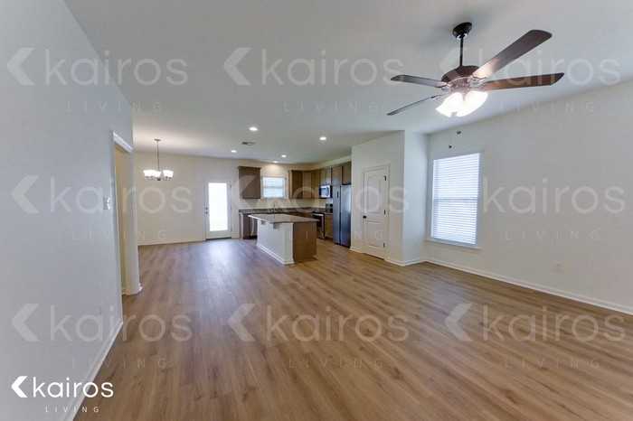 202 Teddy Ln - Photo 2 of 23