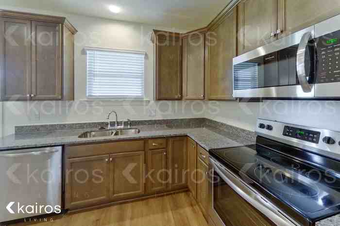 202 Teddy Ln - Photo 7 of 23