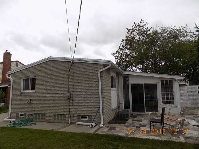 8783 Lozen Dr - Photo 2 of 17