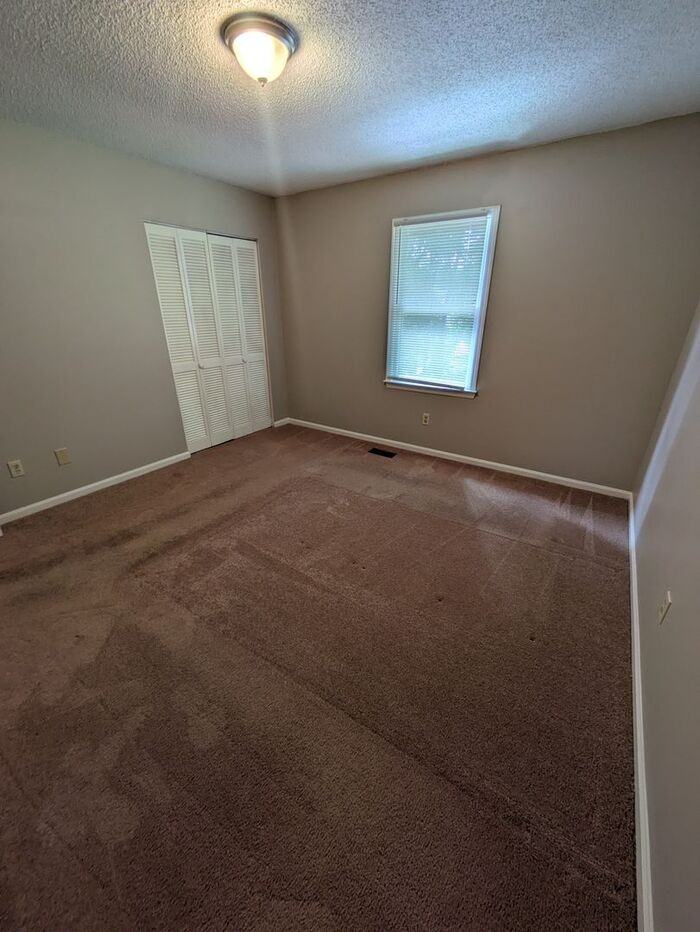 1637 16th St Ne #06 - Photo 6 of 8
