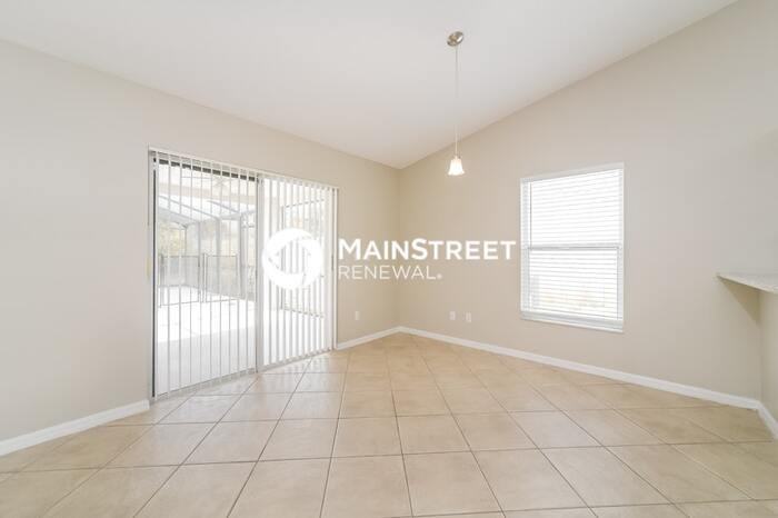 1613 Oak Hill Trl - Photo 2 of 17