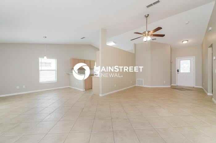 1613 Oak Hill Trl - Photo 5 of 17