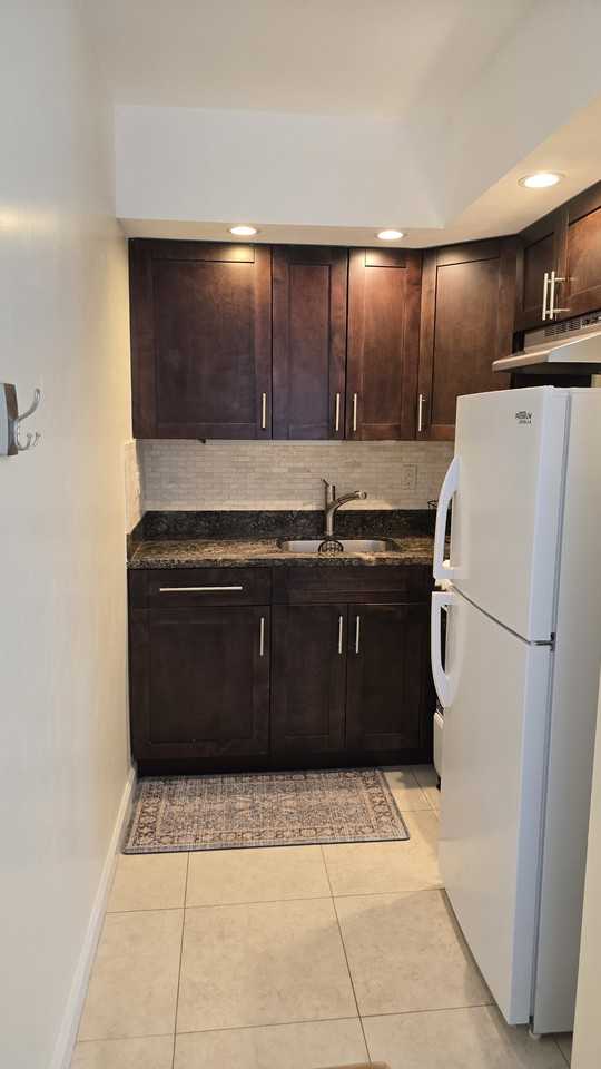 3300 Se 5th St #3 - Photo 3 of 9