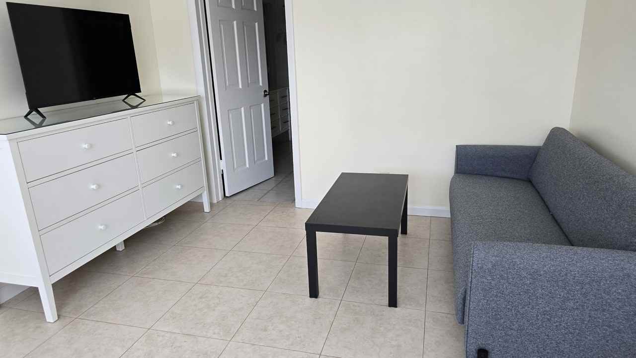 3300 Se 5th St #3 - Photo 6 of 9