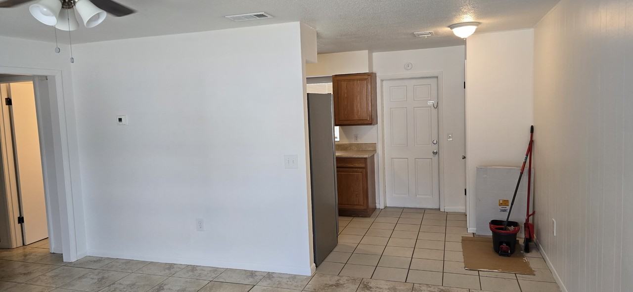 4417 Highland Ln #4417 - Photo 2 of 14