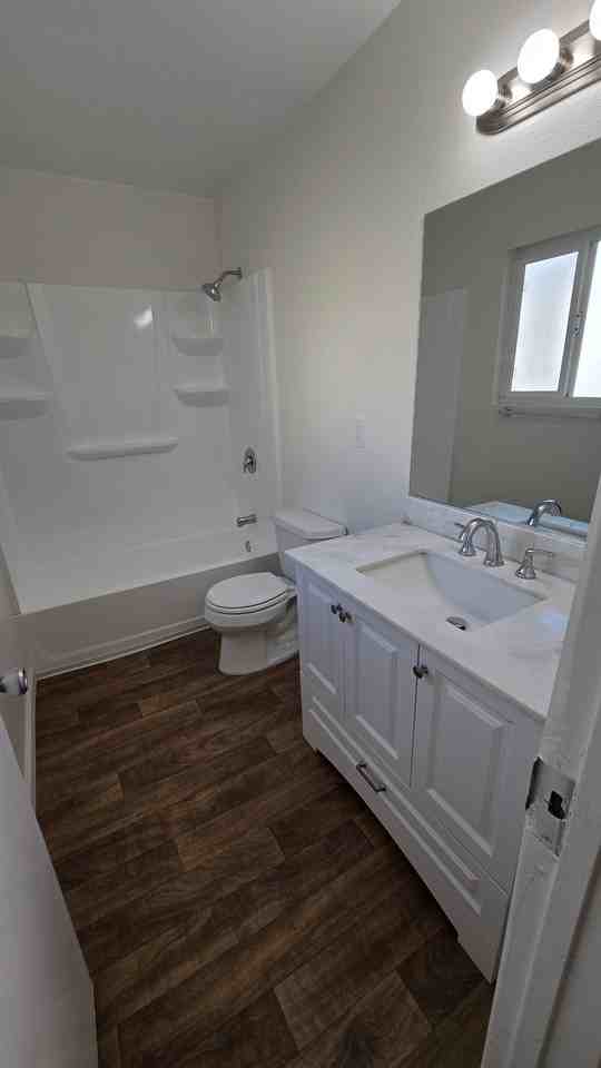 1307 Colusa St #08 - Photo 7 of 15