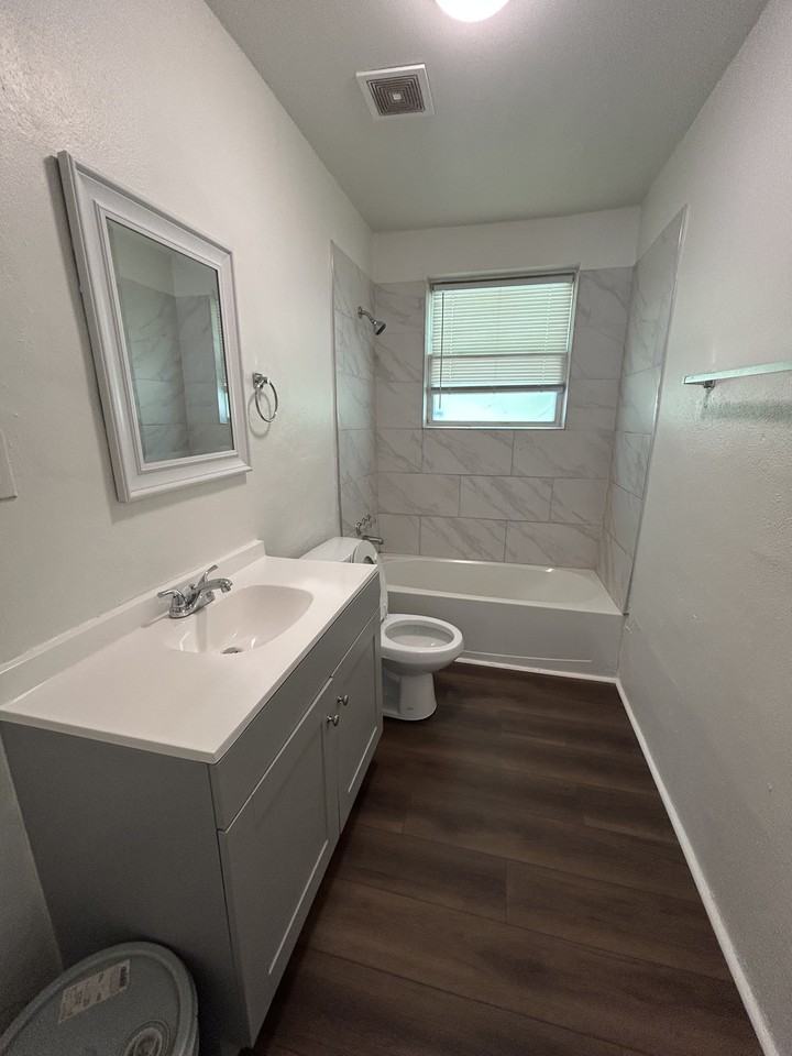 3415 Piedmont Ave #A - Photo 4 of 6