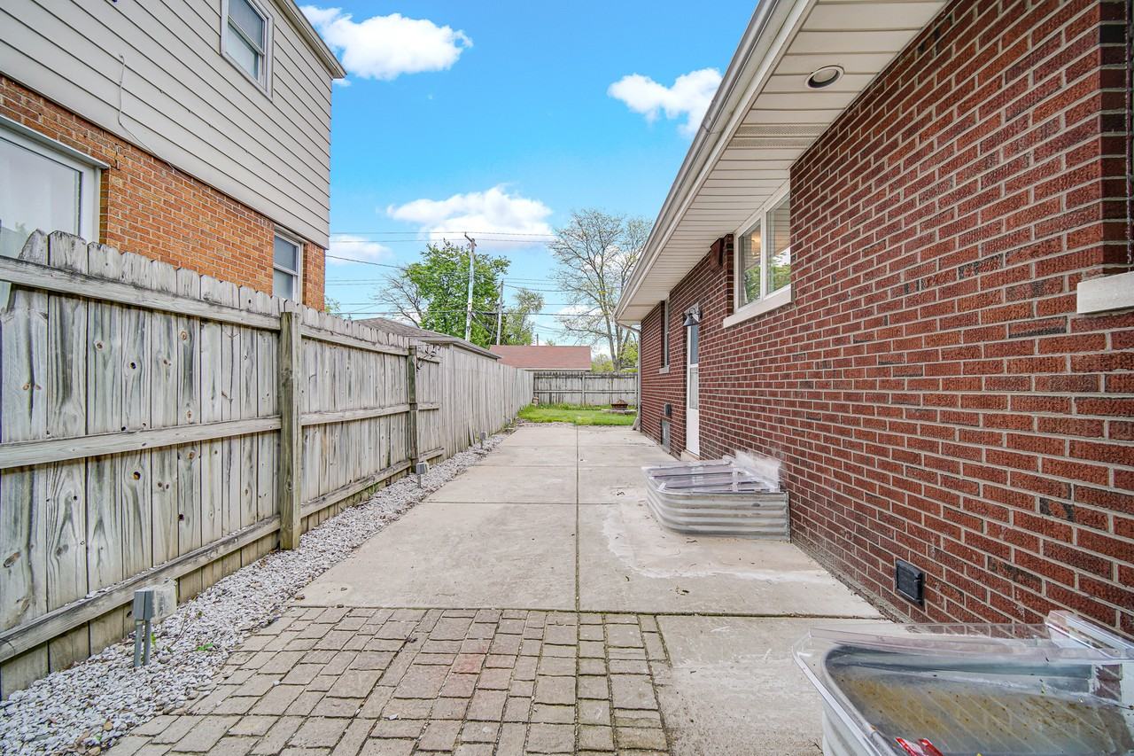 7741 Hohman Ave #NA - Photo 6 of 20