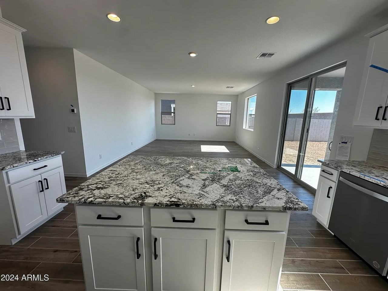 6256 S Emery #NA - Photo 2 of 7
