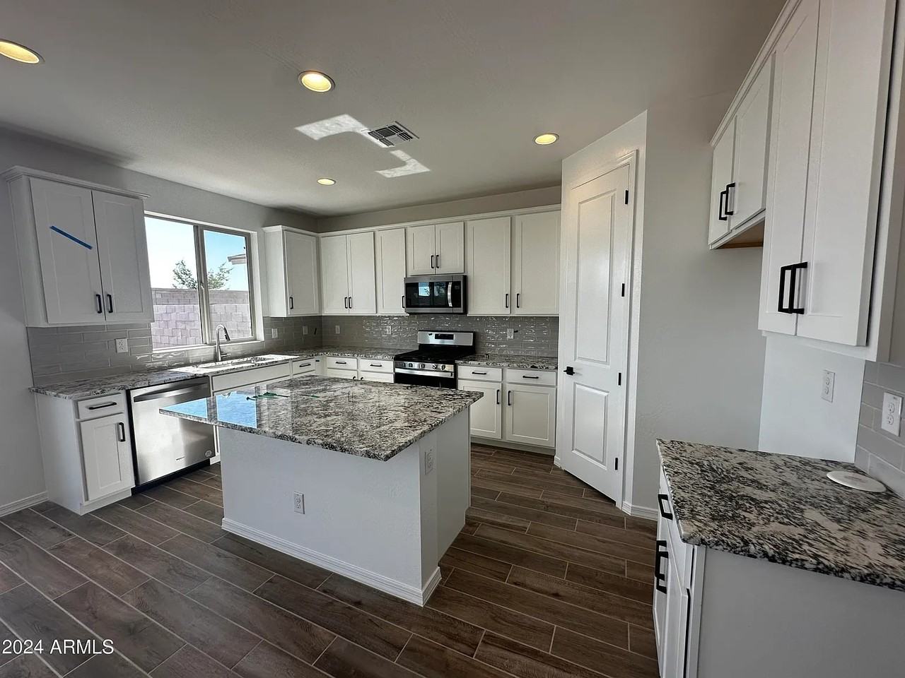 6256 S Emery #NA - Photo 3 of 7