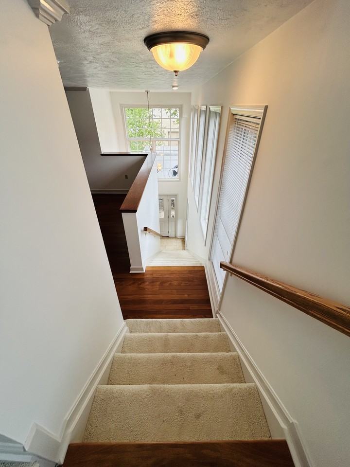 740 Turnpike St #5 - Photo 7 of 16