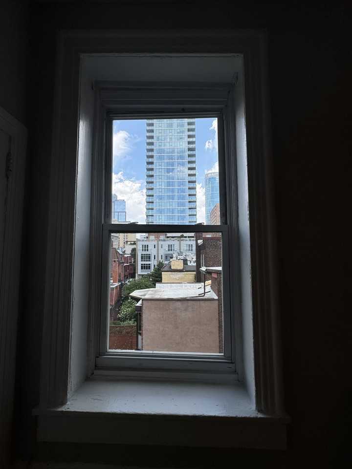 2125 Walnut St #3R - Photo 7 of 7