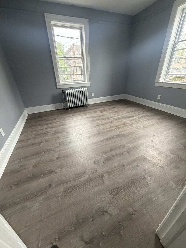 255 Lafayette Ave #12 - Photo 3 of 9