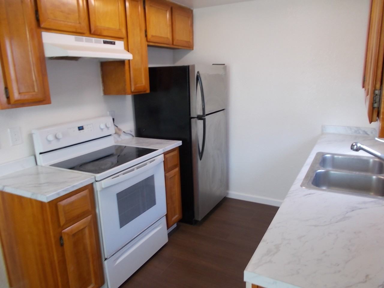 683 Shepherd Ave #D - Photo 6 of 14