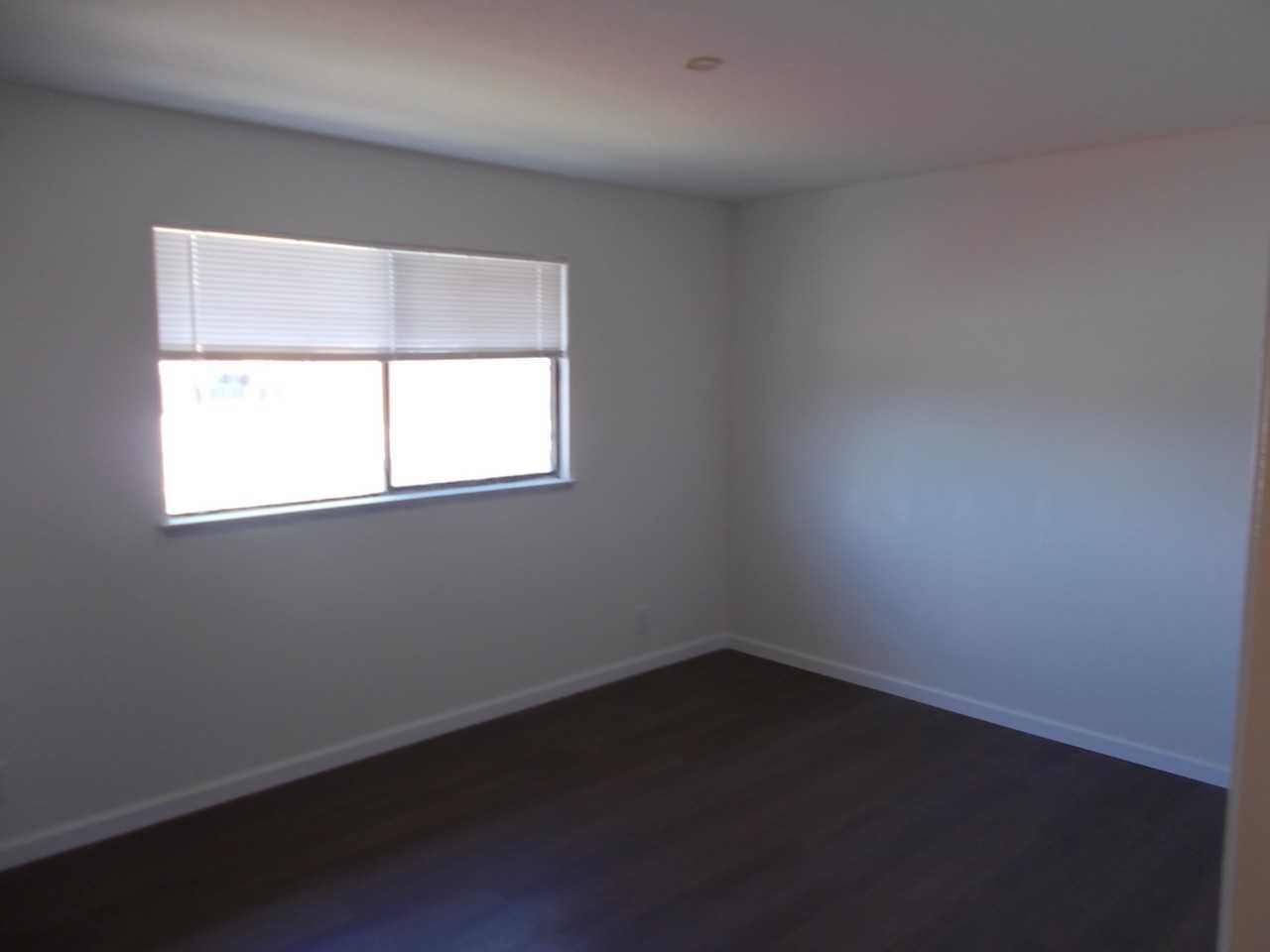 683 Shepherd Ave #D - Photo 7 of 14