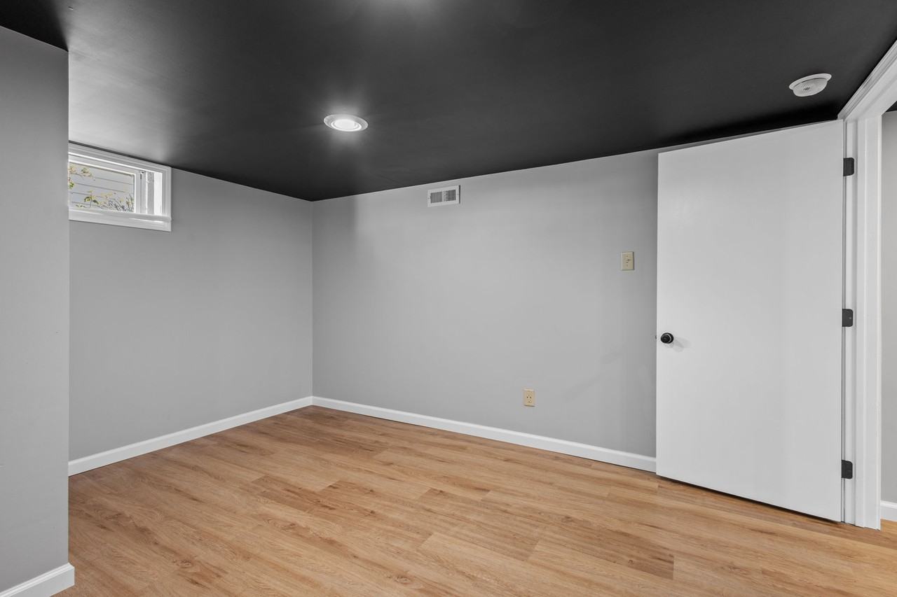 8016 Monaldi Dr #NA - Photo 3 of 20