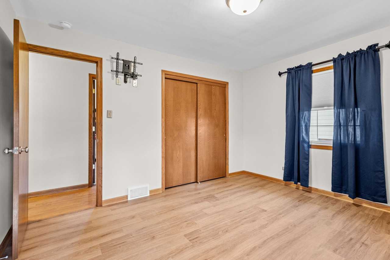 8016 Monaldi Dr #NA - Photo 6 of 20
