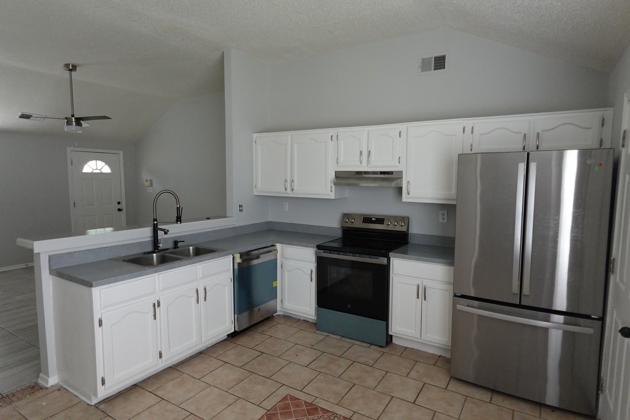 4235 Wagon Trail Cv #NA - Photo 7 of 16