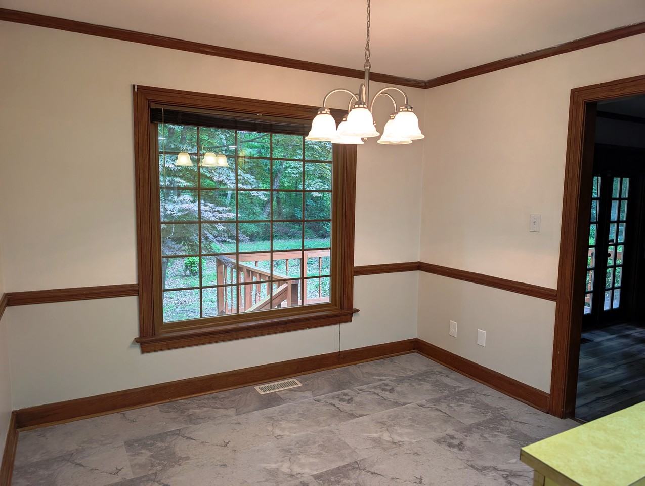 1103 Cardinal Dr Nw #NA - Photo 6 of 15
