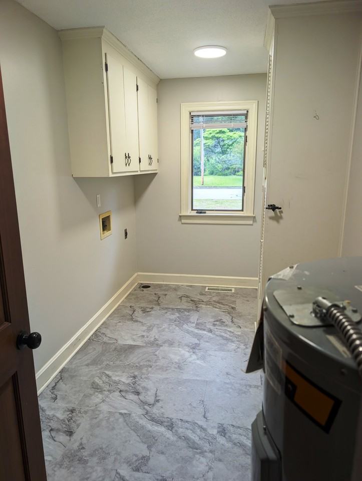 1103 Cardinal Dr Nw #NA - Photo 7 of 15