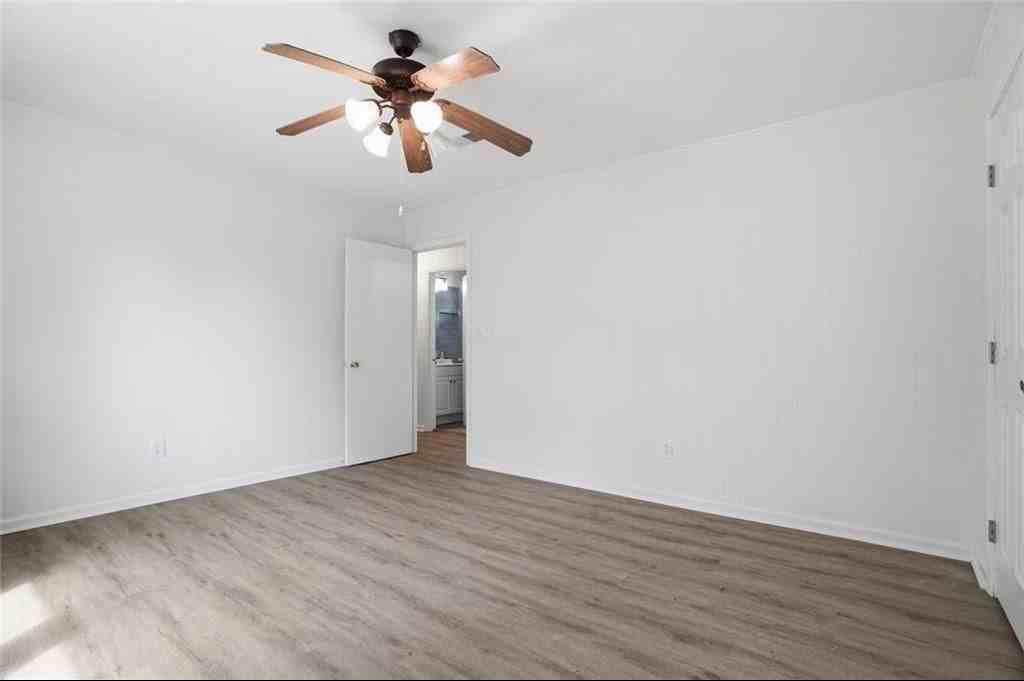 4740 Shady Rest Dr #NA - Photo 6 of 20