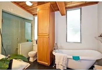 2428 Beverley Ave #C - Photo 3 of 16