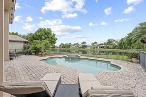 featured image of Versailles Blvd #NA