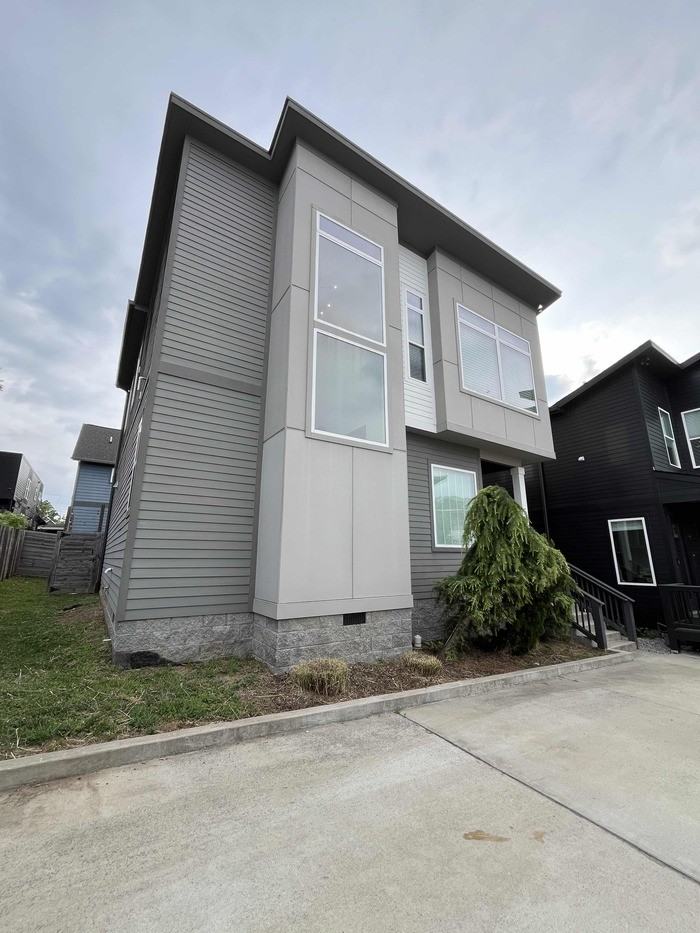 915 Delmas Ave #B - Photo 2 of 34