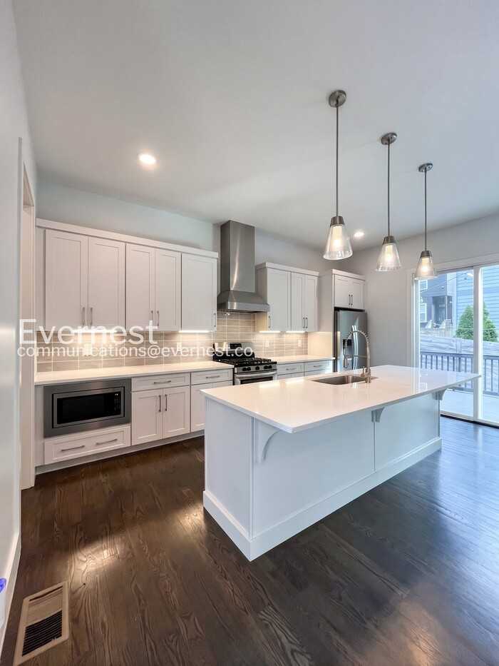 915 Delmas Ave #B - Photo 6 of 34