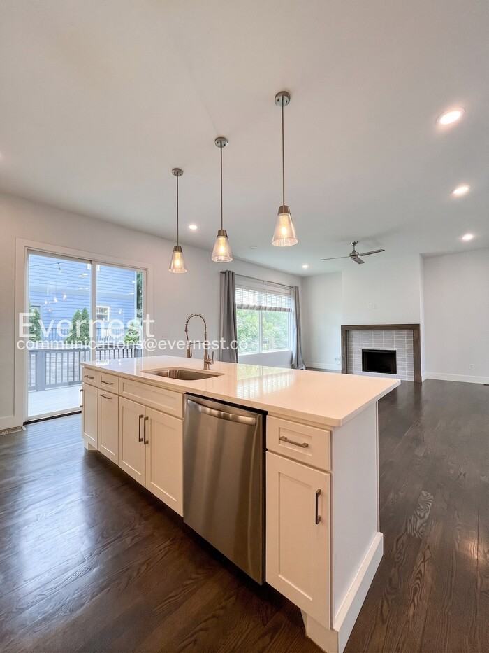915 Delmas Ave #B - Photo 7 of 34