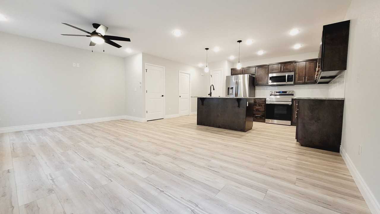 3217 E 12th St #NONE - Photo 2 of 10
