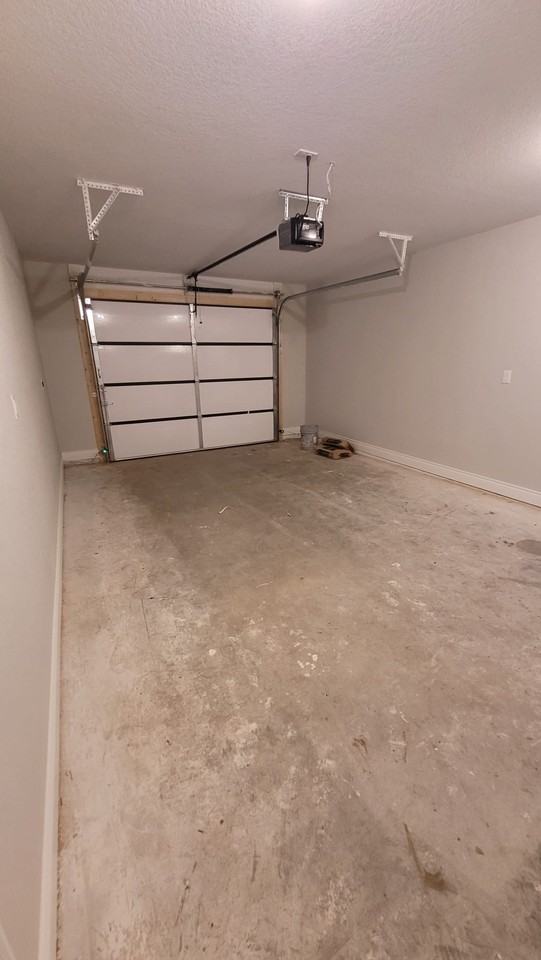 3217 E 12th St #NONE - Photo 7 of 10