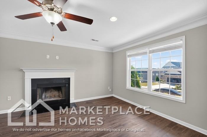 1129 Cloud View Dr - Photo 6 of 35