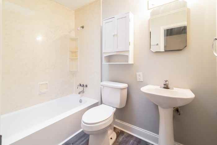 305 Laurel Ave - Photo 7 of 10