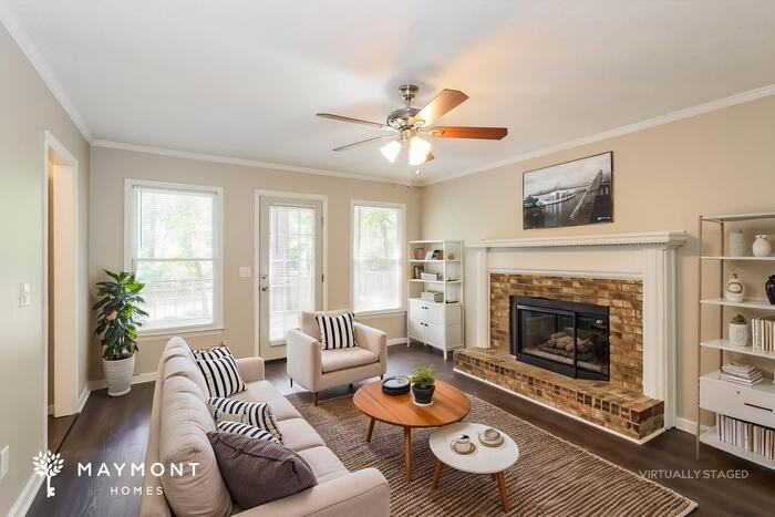 2323 Casaba Dr - Photo 7 of 16