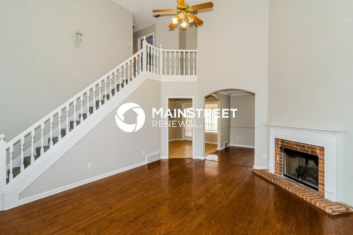 8890 Hidden Springs Cv - Photo 5 of 17